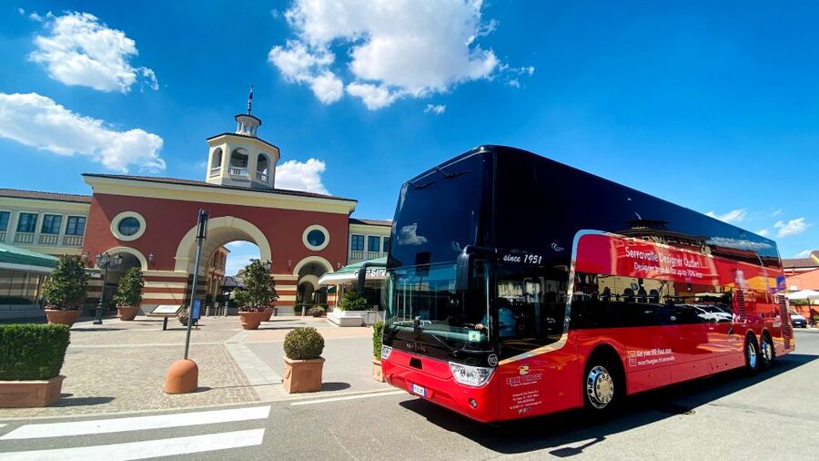 Milan: Serravalle Designer Outlet Roundtrip Bus Transfer - The Milan pickup: two useful starting points