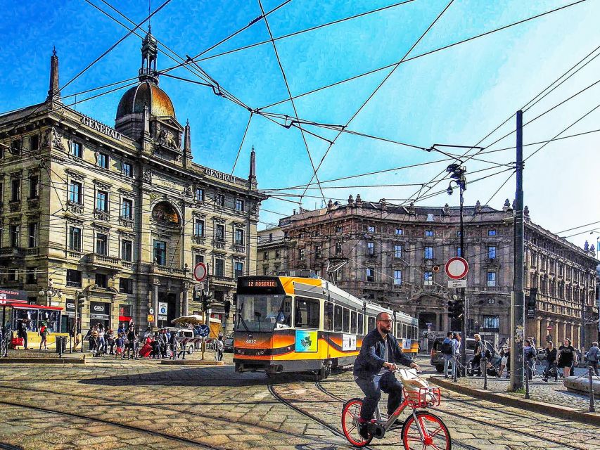 Milan: Skip-the-Line Guided Walk and "The Last Supper" - Via Dante and the city’s fashion reputation