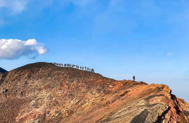 Mount Etna: Trek to 3000m with cable car and jeep - The descent across volcanic sand