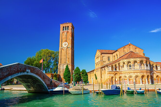 Murano & Burano Islands Guided Small-Group Tour by Private Boat - Is the private boat worth the extra cost?