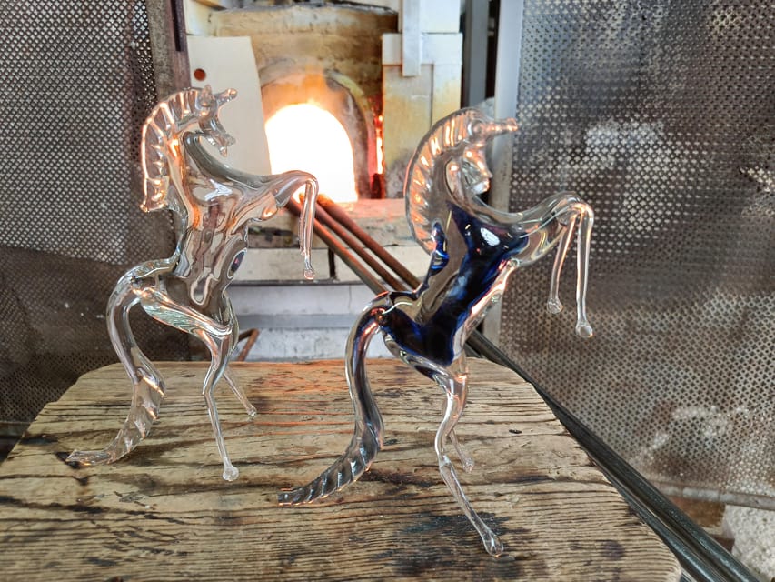 Murano: Glass Blowing Demonstration and Artistic Glass Gift - Choosing the Right Time to Go