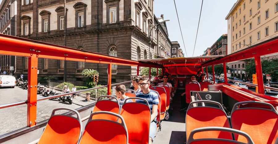 Naples: Hop-on Hop-off Bus Tour 24-Hour Ticket - Line B along the bay and up to Posillipo