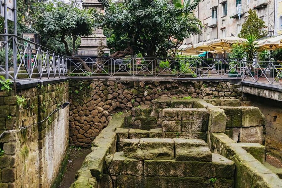 Naples: Old Town Guided Walking Tour - Purgatorio ad Arco and Naples’ stranger stories
