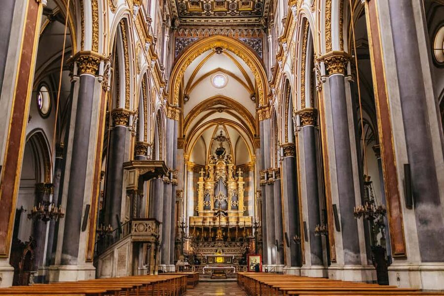 Naples: Old Town Guided Walking Tour - San Lorenzo Maggiore and the city under the city