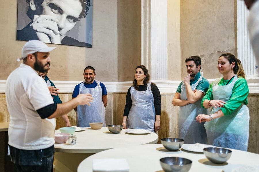 Naples: Pizza-Making Workshop with Drink and Appetizer - Practical limits to keep in mind