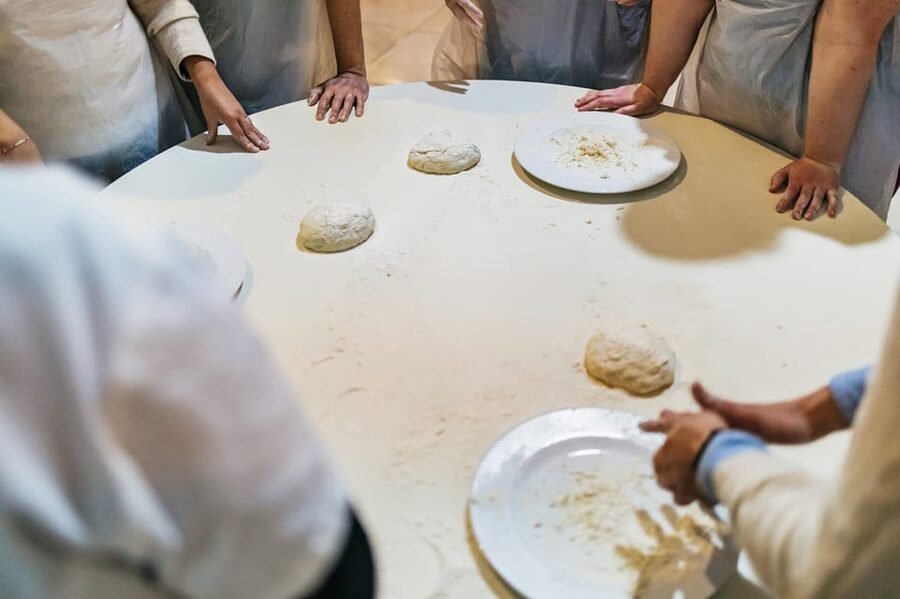 Naples: Pizza-Making Workshop with Drink and Appetizer - The Neapolitan oven is part of the lesson