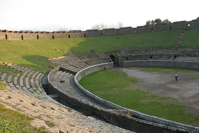 Naples Shore Excursion: Pompeii Half Day Trip from Naples - The two-hour route has real highlights and firm limits