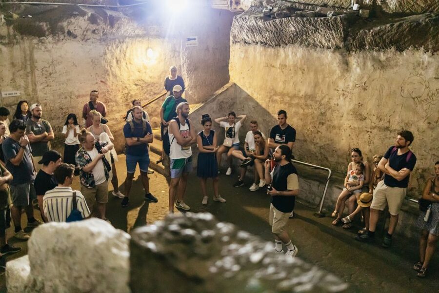Naples: Spanish Quarters Underground Guided Tour - How to fit it into a Naples day