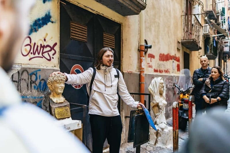 Naples: Street Art & History Tour in the Spanish Quarters - Practical advice for a better walk