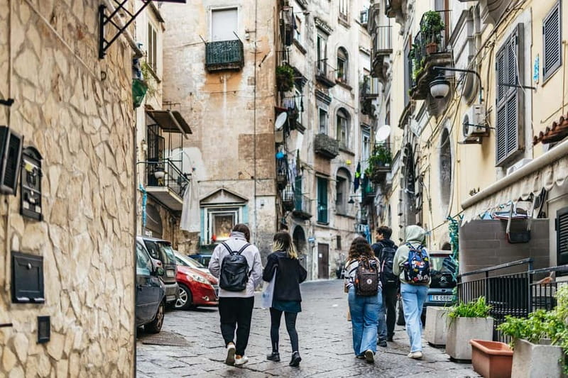 Naples: Street Art & History Tour in the Spanish Quarters - Reading the street art beyond the paint