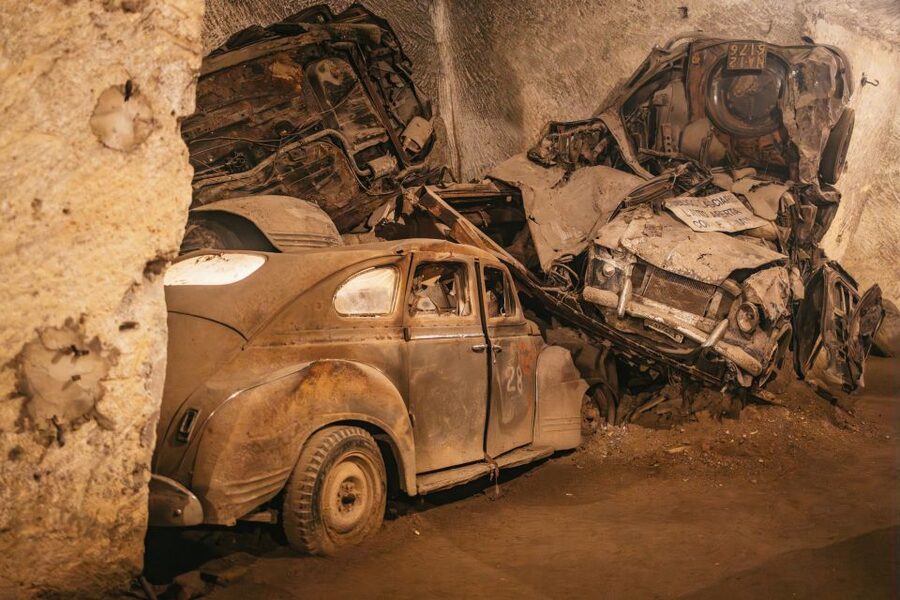 Naples: The Bourbon Tunnel Guided Tour with Entrance Ticket - Who should book this Naples underground tour?