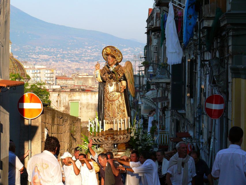 Naples: The Holy Mile 3-Hour Guided Tour - San Felice Palace and the short palace walks