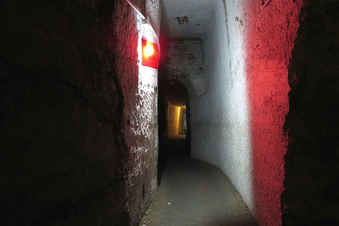 Naples Underground Spanish Quarters with Guide - Ancient Aqueducts Under Modern Naples