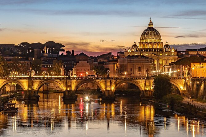 Night Tour of Rome with Local Pizza Dinner and Gelato Experience - The opening ride through Centro
