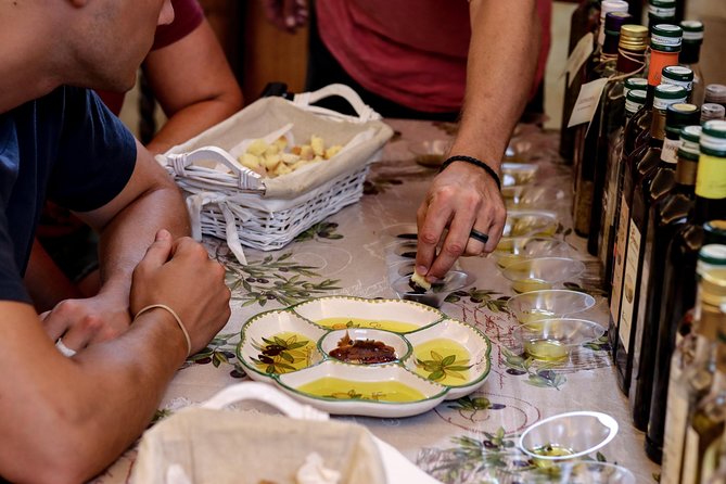 Olive oil tasting in Sorrento - Vinegar, honey, and citrus add variety