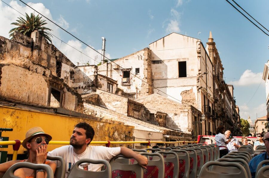Palermo: Hop-on Hop-off Bus Tour 24-hour Ticket - Route B: Villas, Zisa Castle, and the port