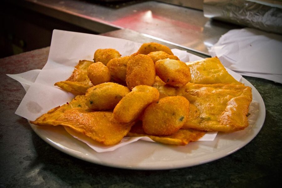 Palermo: Small Group Night Street Food Tour - Key points to know before you book