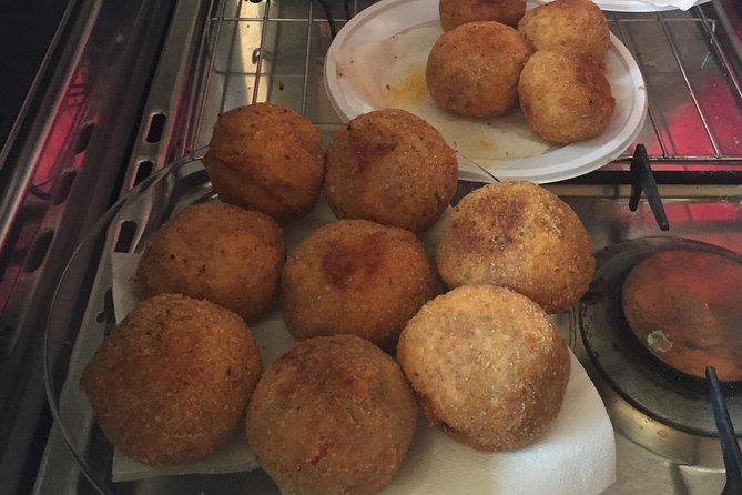 Palermo Walking Tour and Street Food - Capo Market: where the food part comes alive