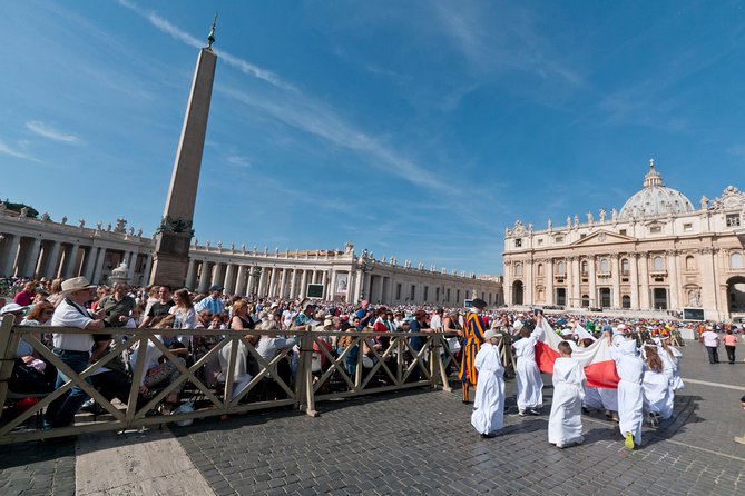 Papal Audience with Pope Leo XIV and Expert Local Guide - What the $28.84 fee actually buys
