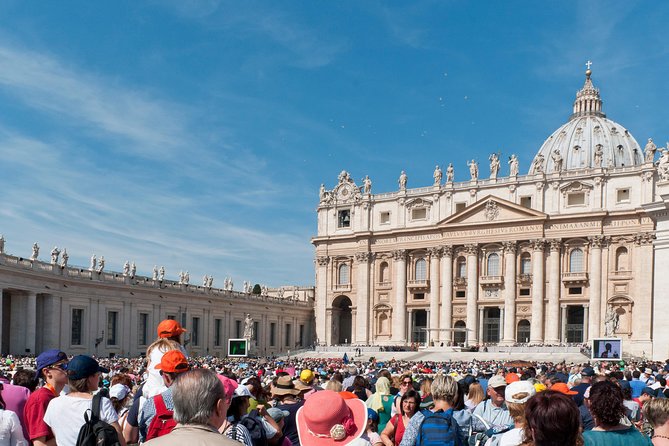 Papal Audience with Pope Leo XIV and Expert Local Guide - Comfort, clothing, and practical preparation