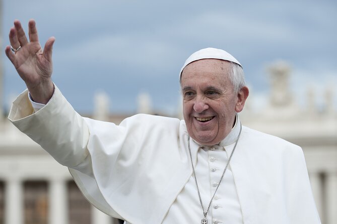 Papal Audience with Pope Leo XIV and Expert Local Guide - The walk toward St. Peter’s Square