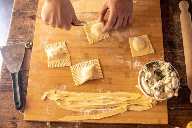 Pasta and Tiramisu Cooking Class with optional Local Market Tour - What this Florence cooking class really offers