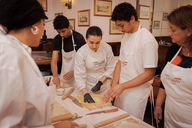 Pasta Cooking Class in Rome - Fettuccine Class in Piazza Navona - Making fettuccine beside Piazza Navona