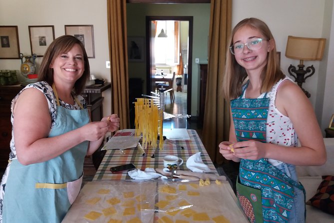 Pastamama, Home Cooking Classes at Grace's Home - Shaping tortelloni, Bologna’s filled pasta