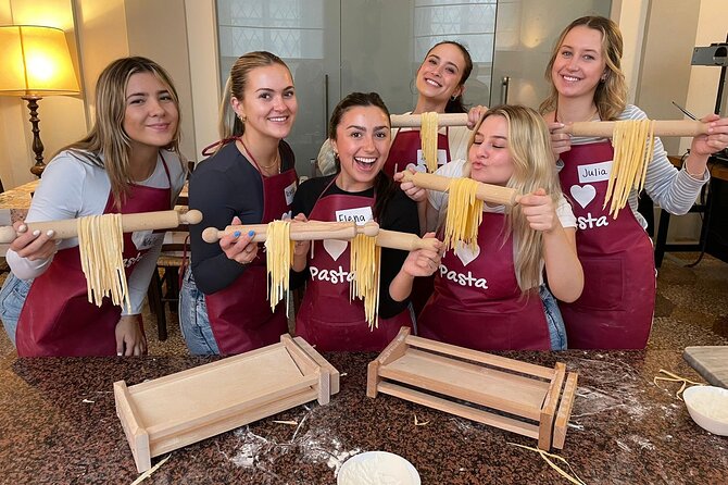 Pastamania - Florence Pasta Making Class - Three styles: fettuccine, ravioli, and tortelli