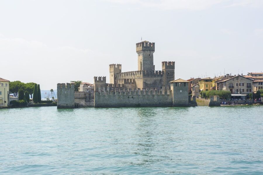 Peschiera: Half-Day Lake Garda Cruise with Lunch - Lunch on board: simple, fresh, and filling enough