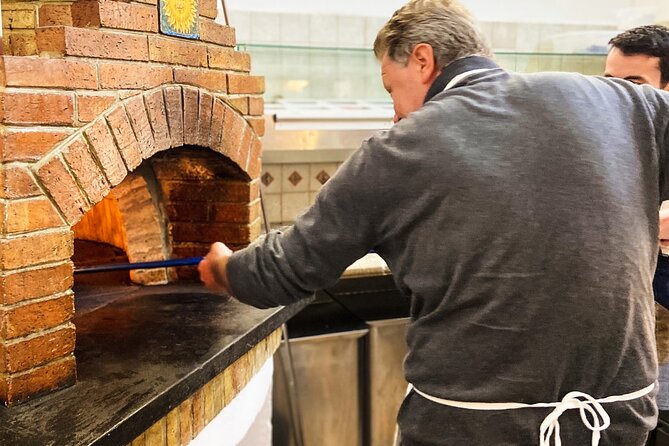 Pizza Cooking Class - Wine, dessert, cannoli, and the useful souvenirs