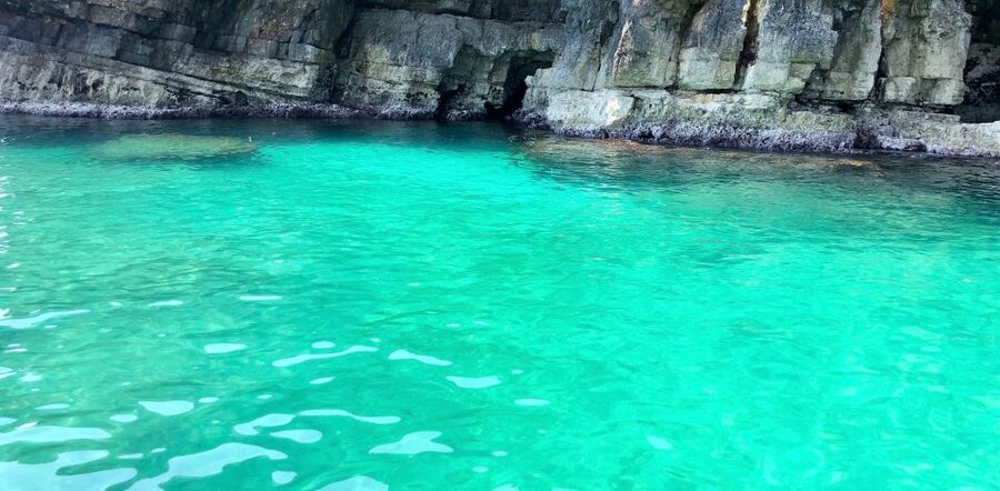 Polignano a Mare: Boat Trip, Swim & Cave with Aperitif - Who should book this boat ride?
