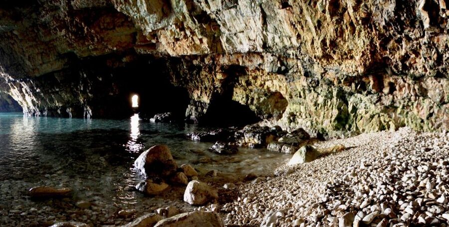 Polignano a Mare: Boat Trip, Swim & Cave with Aperitif - Inside Grotta Palazzese and the other sea caves