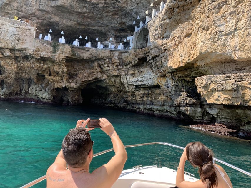 Polignano a Mare: Cave Boat Tour with Aperitif - San Vito and the Start of the Cruise