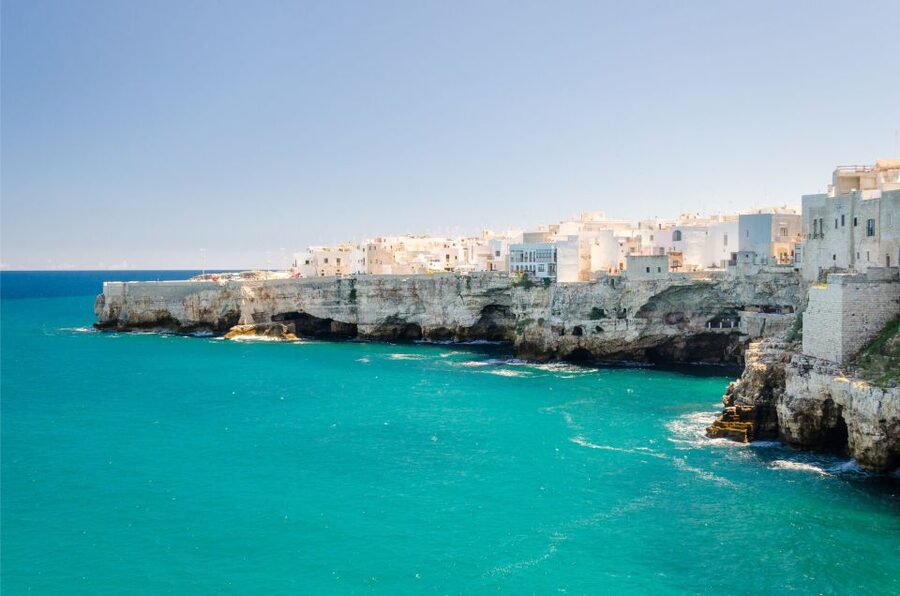 Polignano a Mare: Cave Boat Tour with Aperitif - Prosecco, Local Snacks, and the Italian Aperitivo