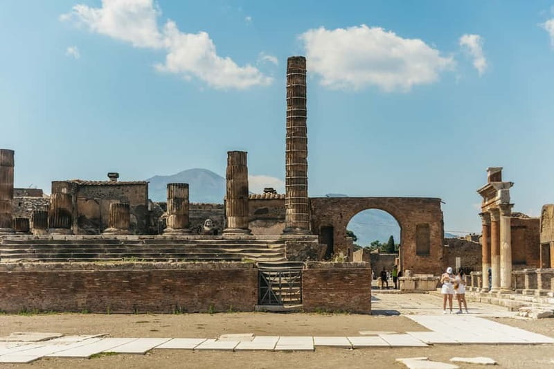 Pompeii: Archaeological Park Tour with Ticket on request - What the guide adds to the experience