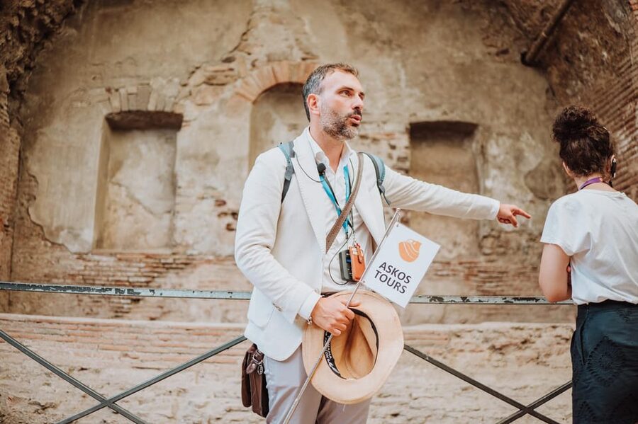 Pompeii: Entry Ticket and Guided Tour with an Archaeologist - Theaters, streets, and what happens after two hours