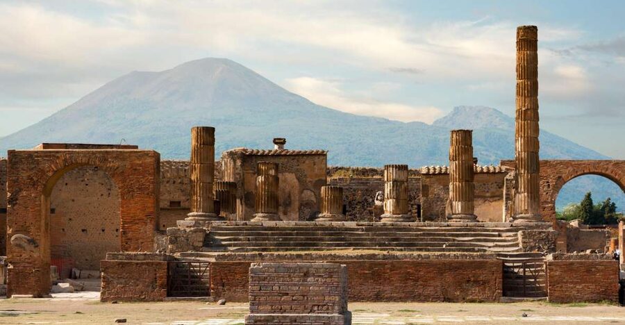 Pompeii: Entry Ticket with Optional Audio Guide - Using the official audio guide