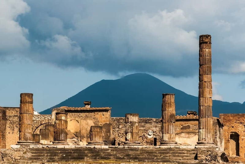 Pompeii: Exclusive Tour with Archaeologist and Entry Tickets - Forum Baths and the Macellum market