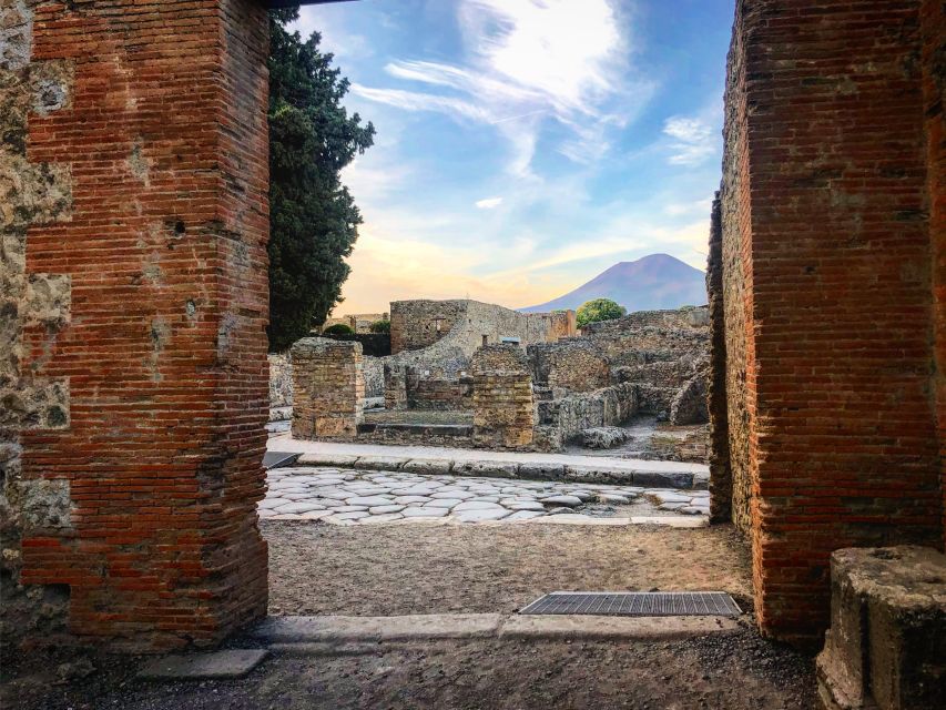 Pompeii: Guided Tour with Skip-the-Line Entry - Meeting at Ristorante Bar Sgambati