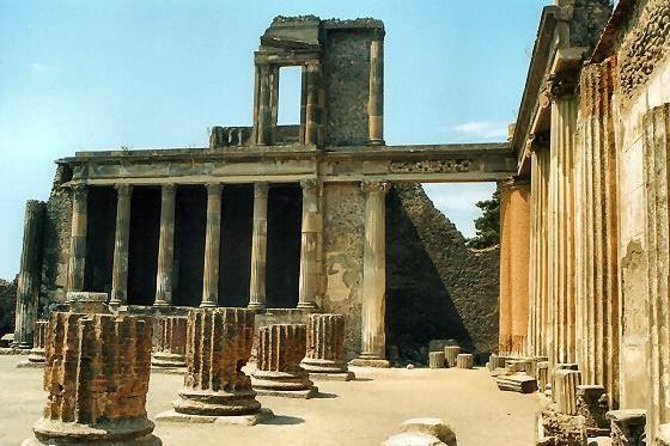 Pompeii Ruins Half-Day Tour from Sorrento with Guide - Pickup in Sorrento and the ride to Pompeii