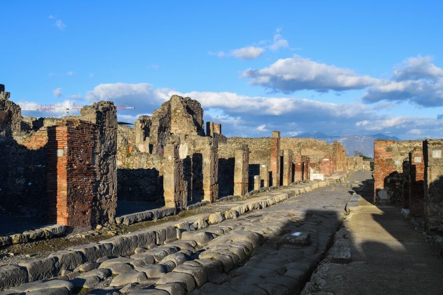 Pompeii: Skip-the-Line Entrance Ticket with Audio Guide - Frescoes Frozen in Place