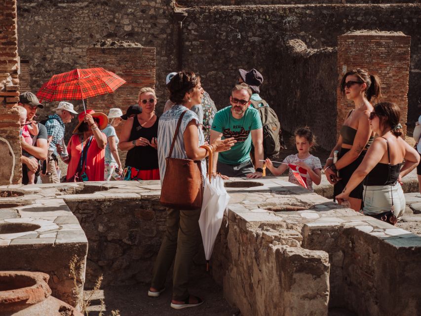 Pompeii: Small-Group Tour of Pompeii and Herculaneum - The guides make the difference