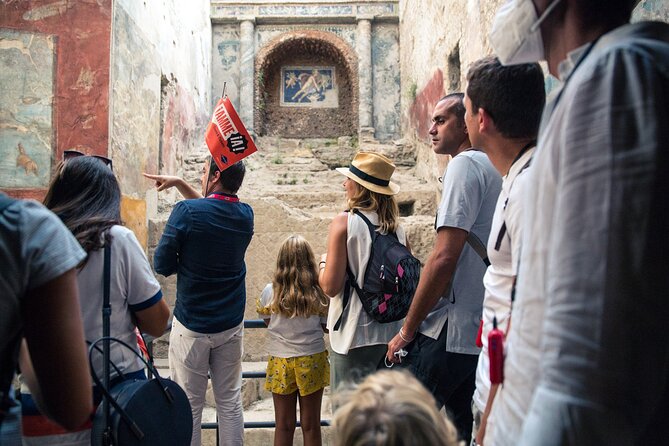 Priority Access Pompeii & Mt. Vesuvius Full day from Sorrento - Baths, shops, and Pompeii’s everyday life