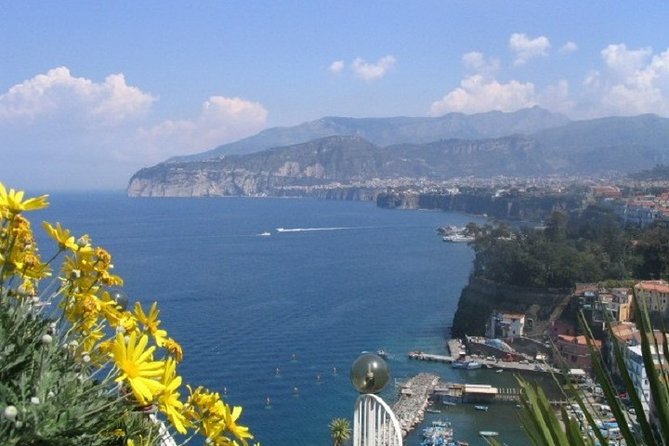 Private Day Tour: Sorrento, Positano, Amalfi, Ravello from Naples - A private route through the Amalfi Coast