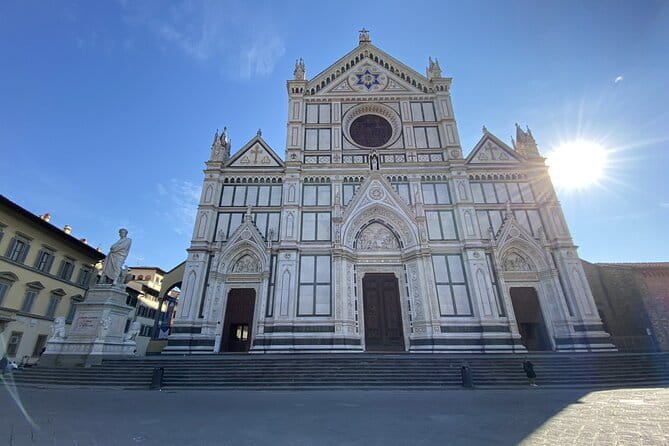 Private Self-Guided E-Bike Ride in Tuscany with Vineyard Visit - Returning via Piazzale Michelangelo