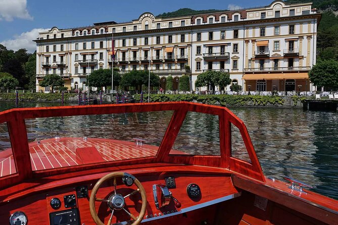 Private Tour by Classic Wooden Boat on Lake Como - Villa d’Este and its floating pool