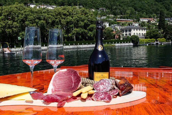 Private Tour by Classic Wooden Boat on Lake Como - Villa Pizzo, seen from the only practical angle