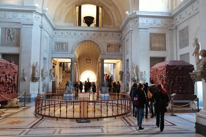 Private Vatican Museums and St. Peter's Basilica Early Bird Tour - The Sistine Chapel: the quietest moment may come early