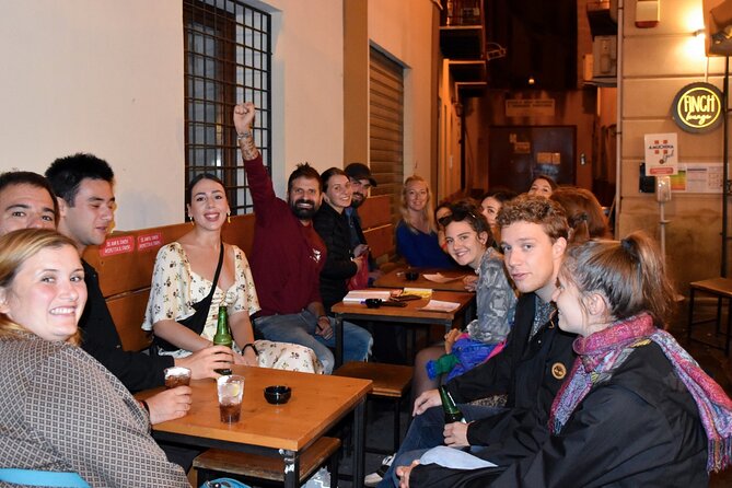 Pub Crawl Palermo - Meeting people, with a close eye on group size